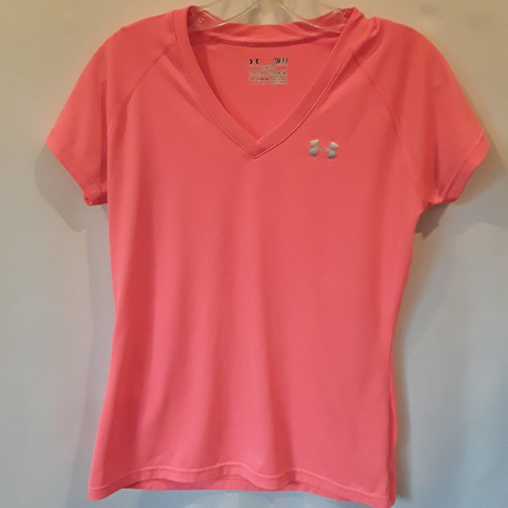 Under Armour hot pink v neck heat gear top 4/16$